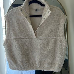 Sherpa Vest H&M